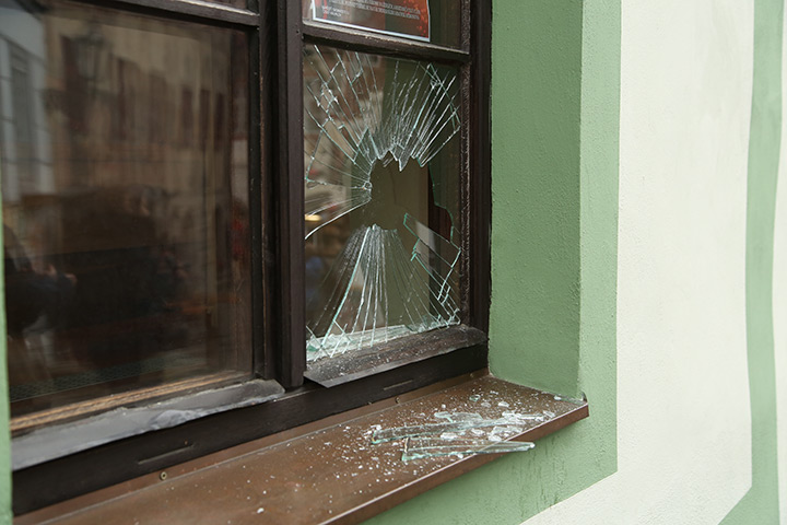 A2B Glass are able to board up broken windows while they are being repaired in Marlow.